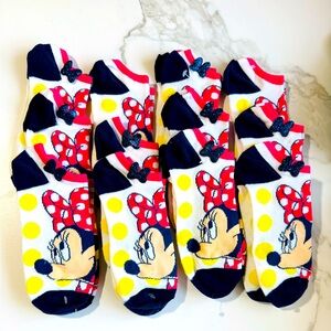 GIRLS AND WOMEN SOCKS
